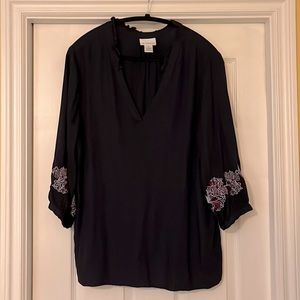 Liz Claiborne Embroidered Sleeve Top XL
